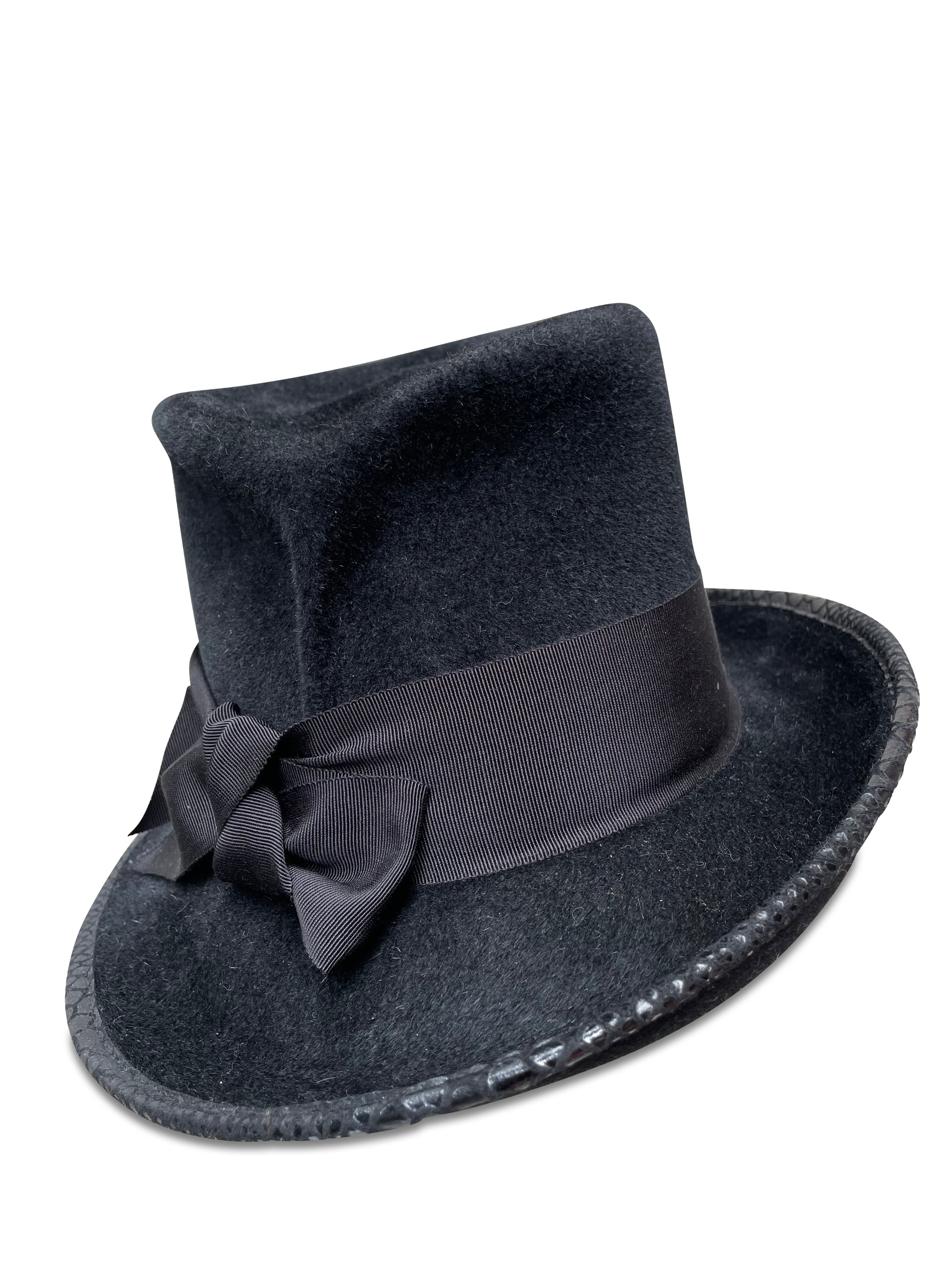 Topedora black top hat combined with a fedora for a unique hat look